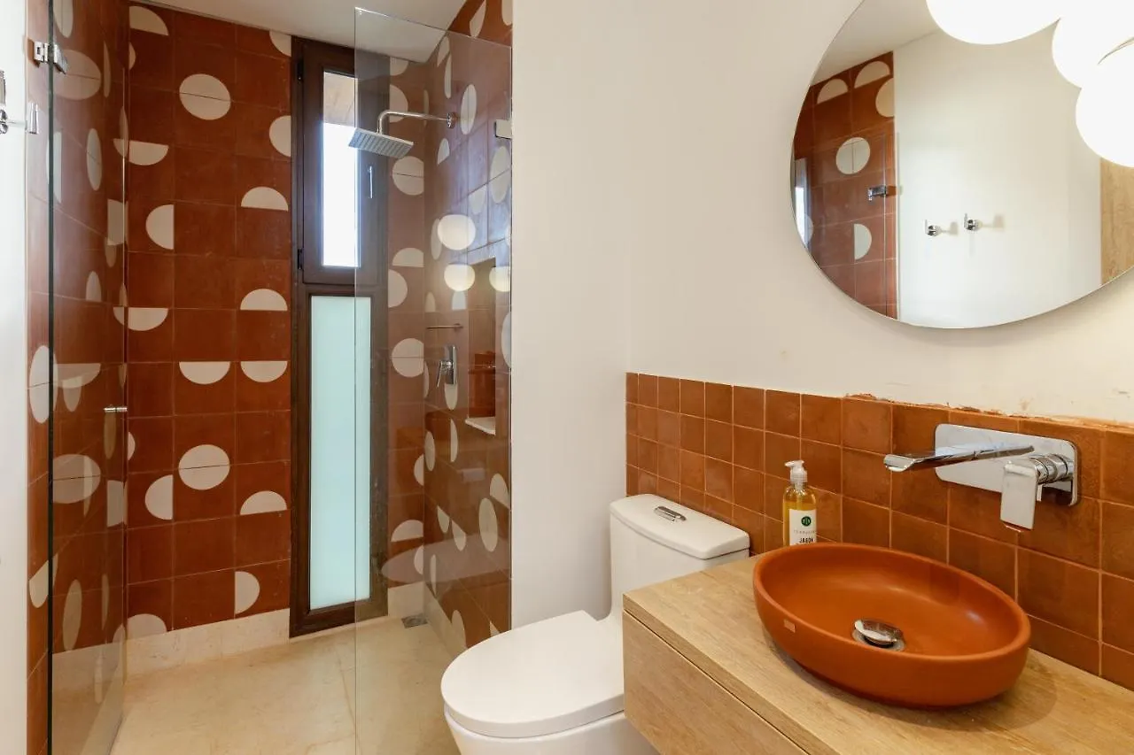 Hilltop Enchanting Villa With Stunning Views & Jacuzzi Medellin