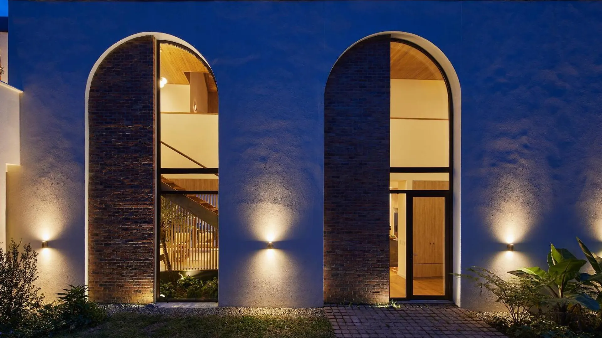 Hilltop Enchanting Villa With Stunning Views & Jacuzzi Medellin